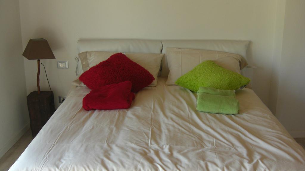 مونكالفو B&B Rooms الغرفة الصورة