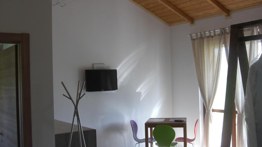 مونكالفو B&B Rooms الغرفة الصورة